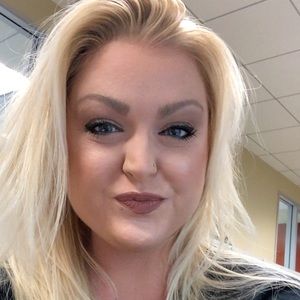 Meet your Posher, Jenn